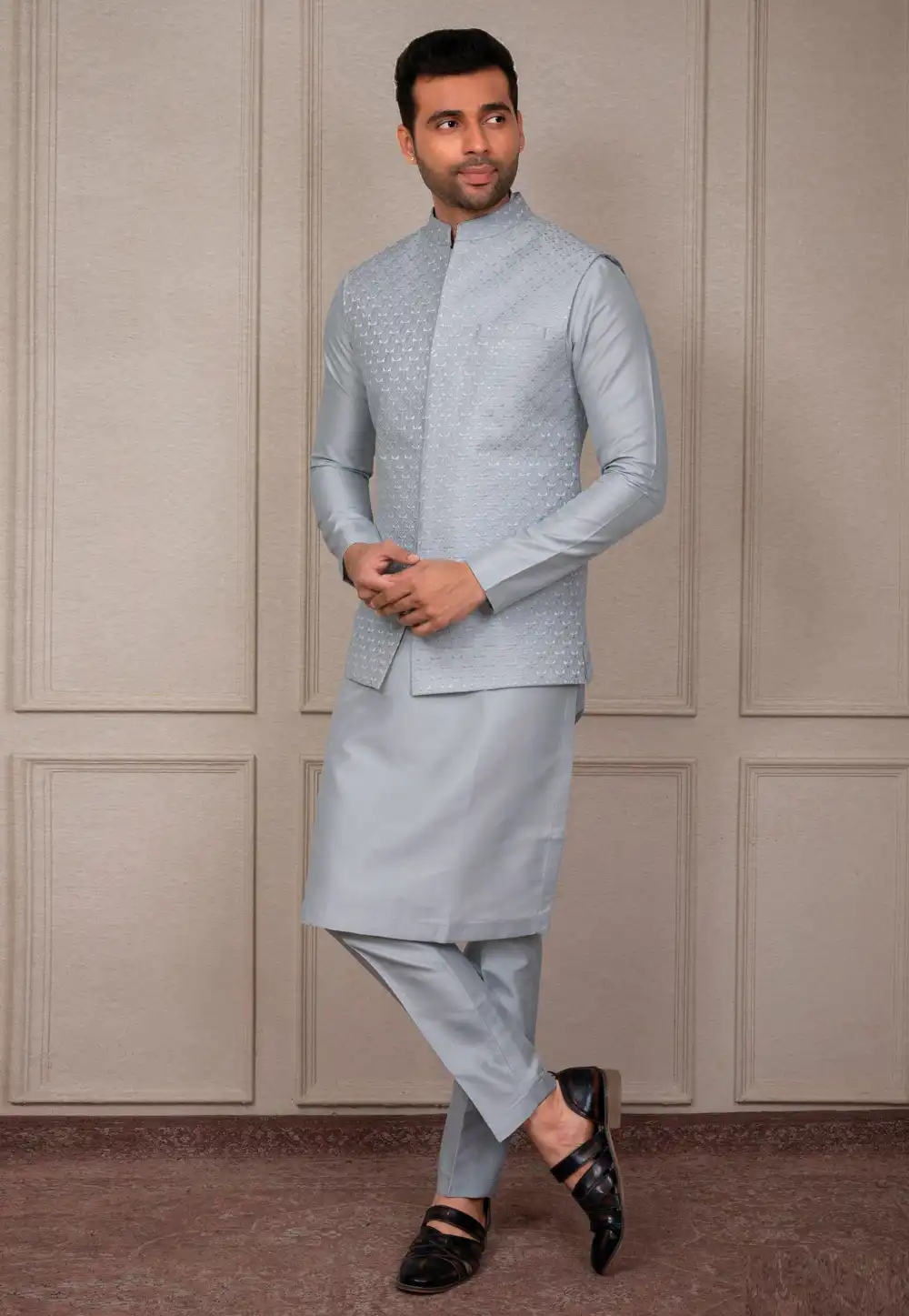 Grey Silk Kurta Pajama With Jacket 293910