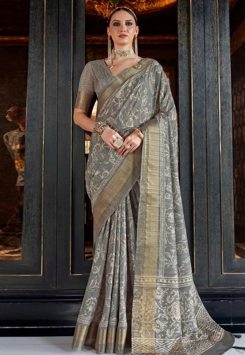 Grey Silk Saree With Blouse 295176