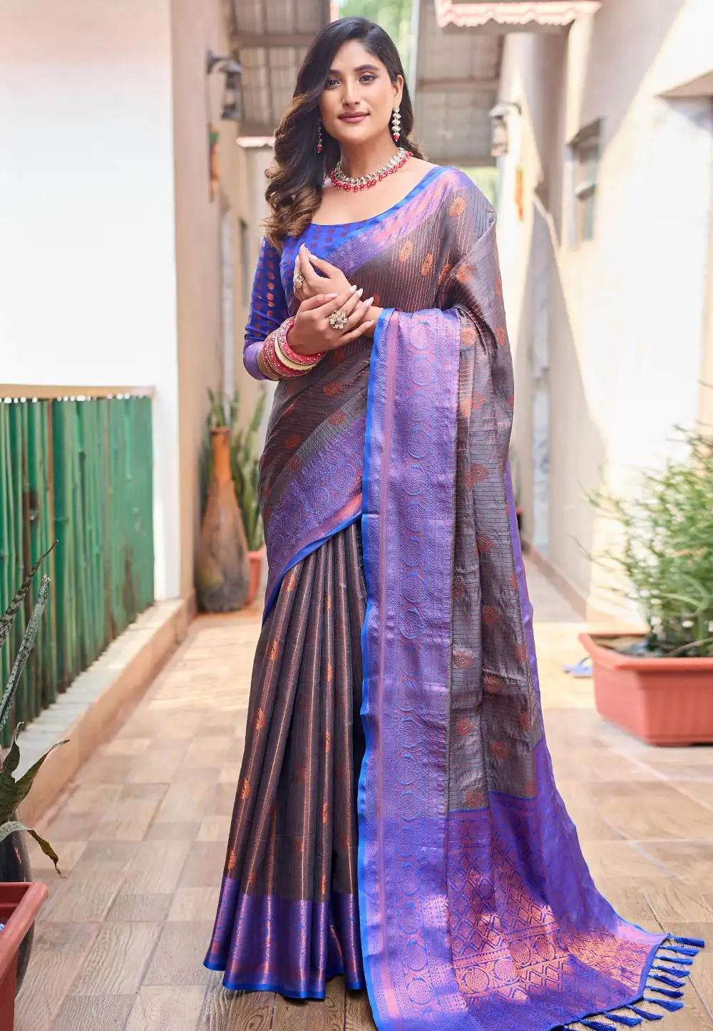 Grey Silk Saree With Blouse 290121