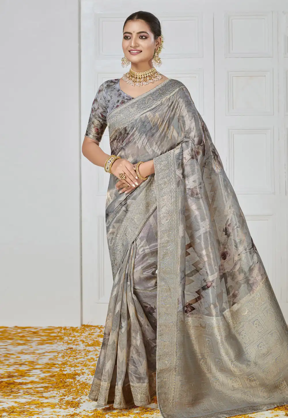 Grey Tissue Saree With Blouse 289099