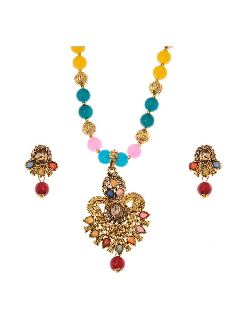 Golden Alloy Kundan Necklace Set 126408