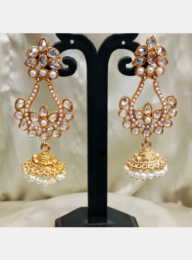 White Copper Pearl Earrings 129300
