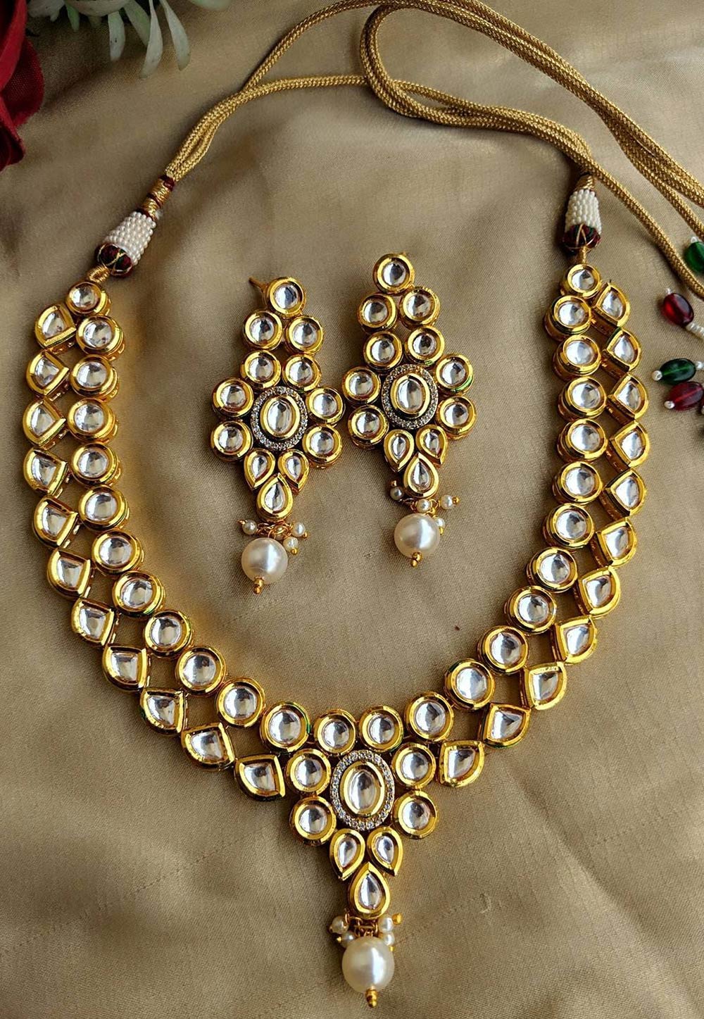 White Alloy Necklace Set With Earrings 169290