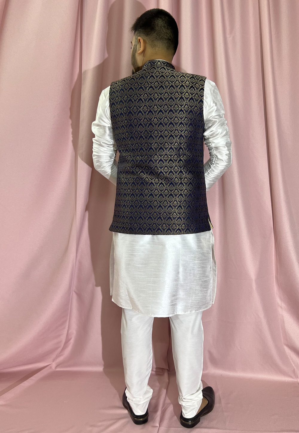 Buy Festival Wear Peach Jacquard Banarasi Silk Kurta Pajama With Jacket  Online From Surat Wholesale Shop.