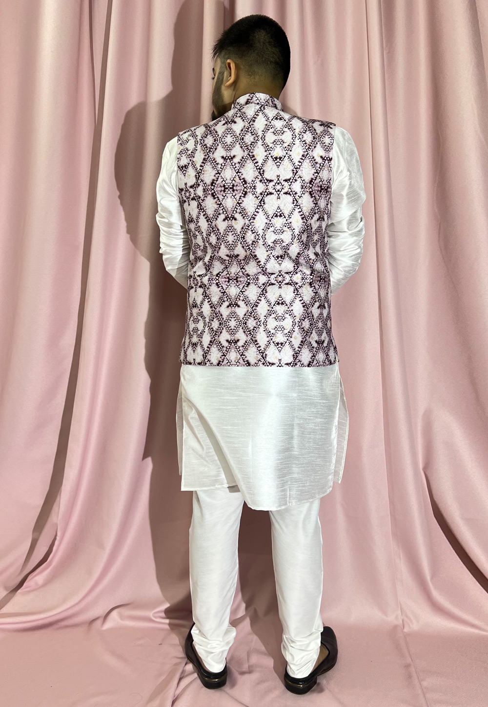 Buy Pink Jacket And Kurta Set With Floral Motif Thread Work Kalki Fashion  India