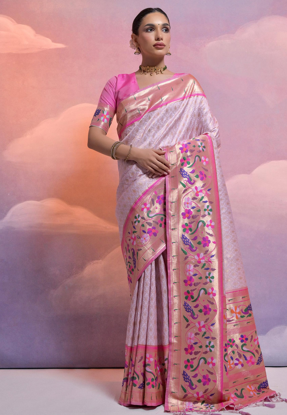 Lavender Banarasi Silk Saree With Blouse 281784