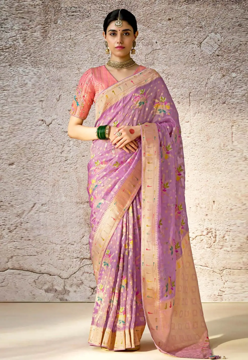 Lavender Banarasi Silk Saree With Blouse 295880