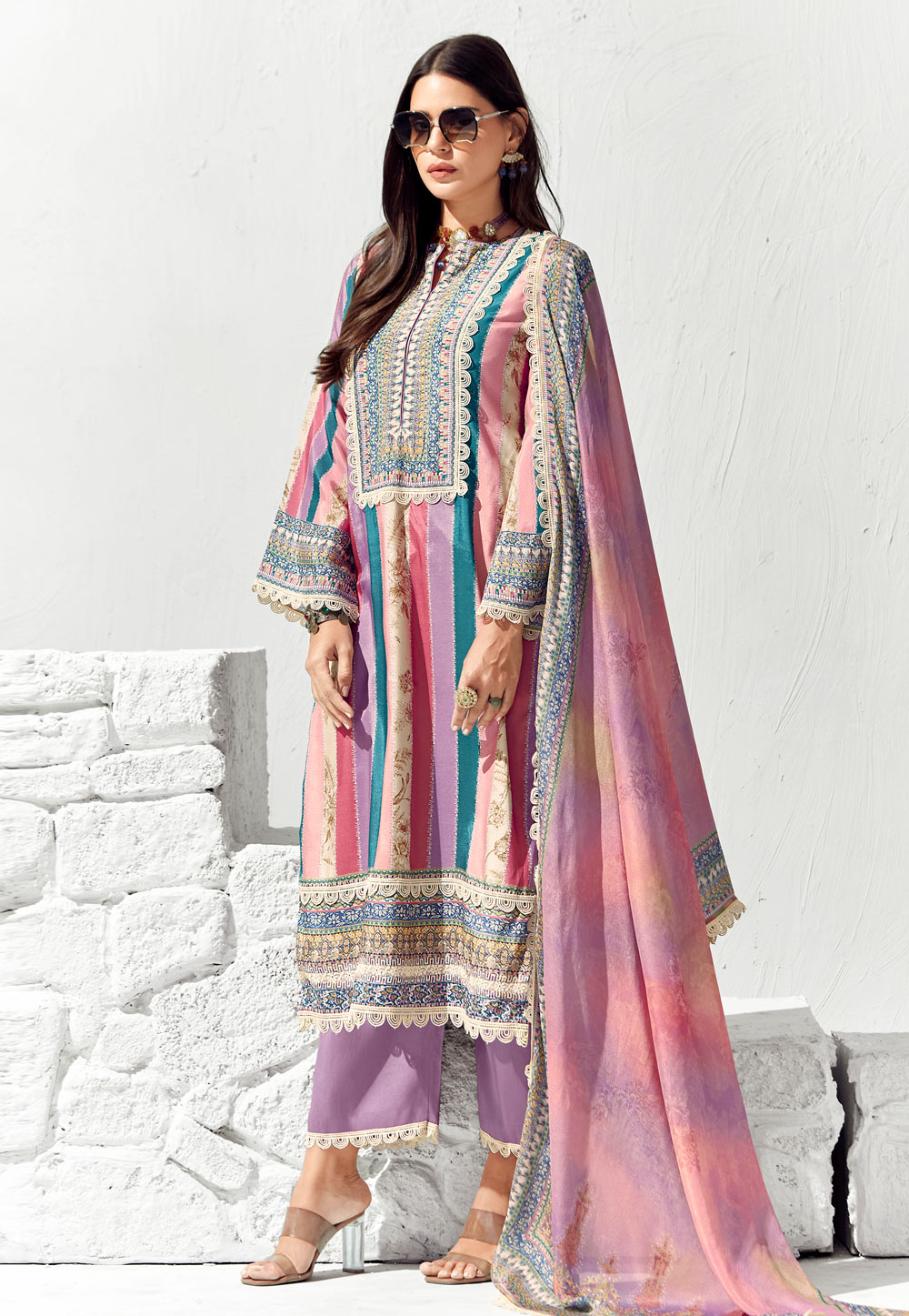 Lavender Cotton Pakistani Suit 285703
