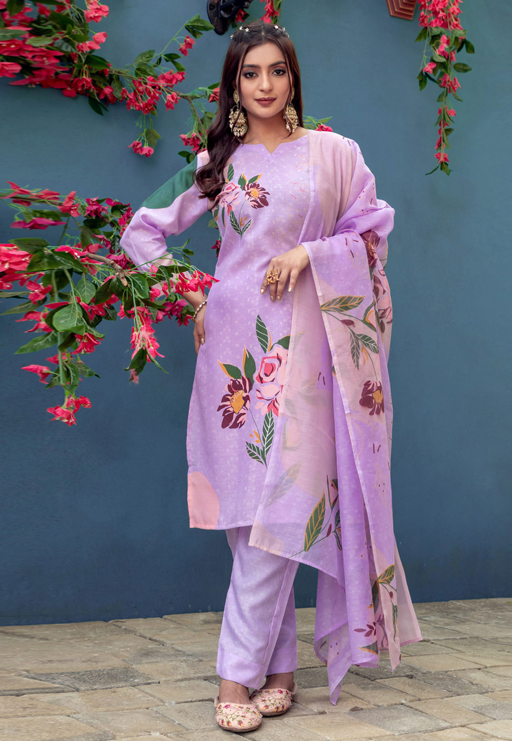 Lavender Cotton Readymade Pakistani Suit 310194