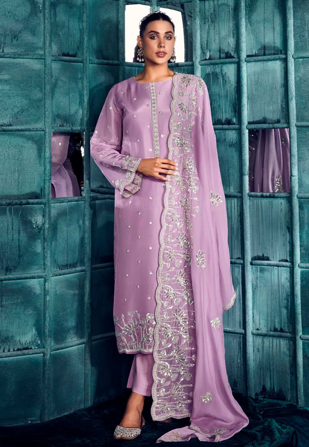 Lavender Silk Pakistani Suit 283854