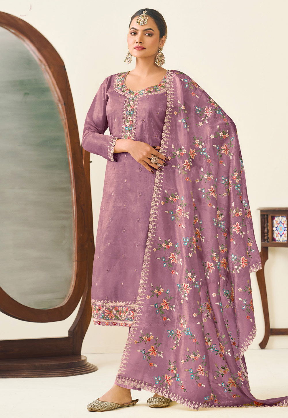 Lavender Silk Pakistani Suit 309324