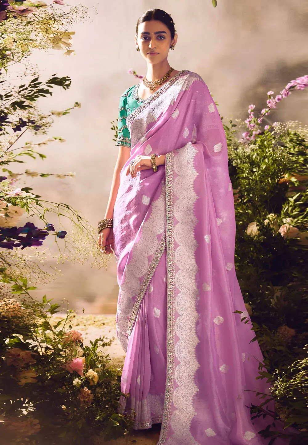 Lavender Silk Saree With Blouse 298925