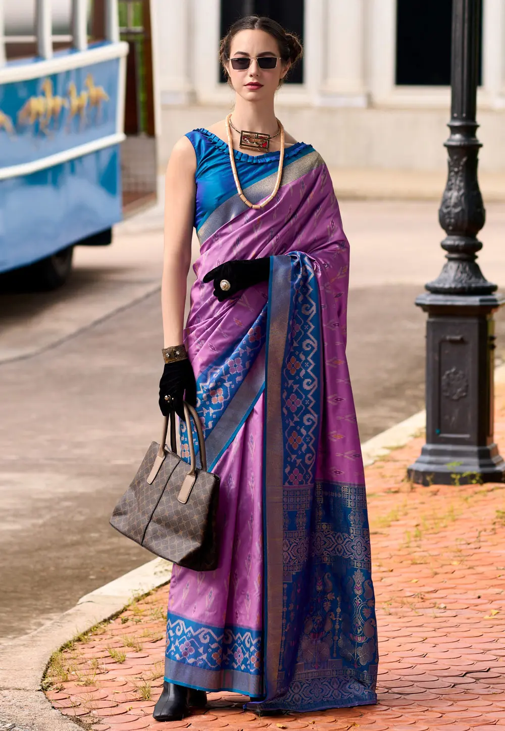 Lavender Silk Saree With Blouse 299249