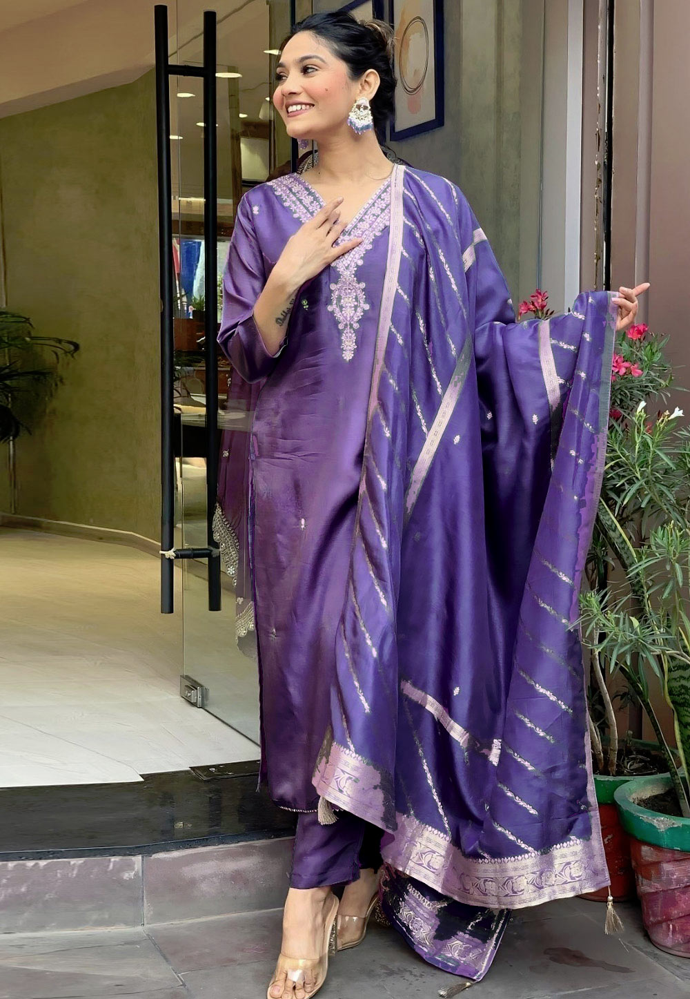 Lavender Viscose Readymade Pakistani Suit 283635