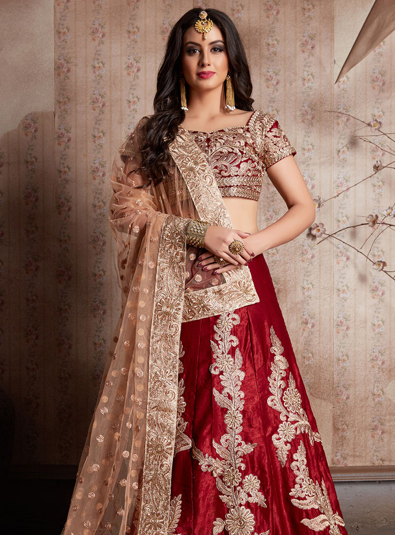 Introducing opulence: Our maroon and olive bridal lehenga adorned with  intricate gold hand embroidery and luxurious velvet blouse.❤️💚 A… |  Instagram