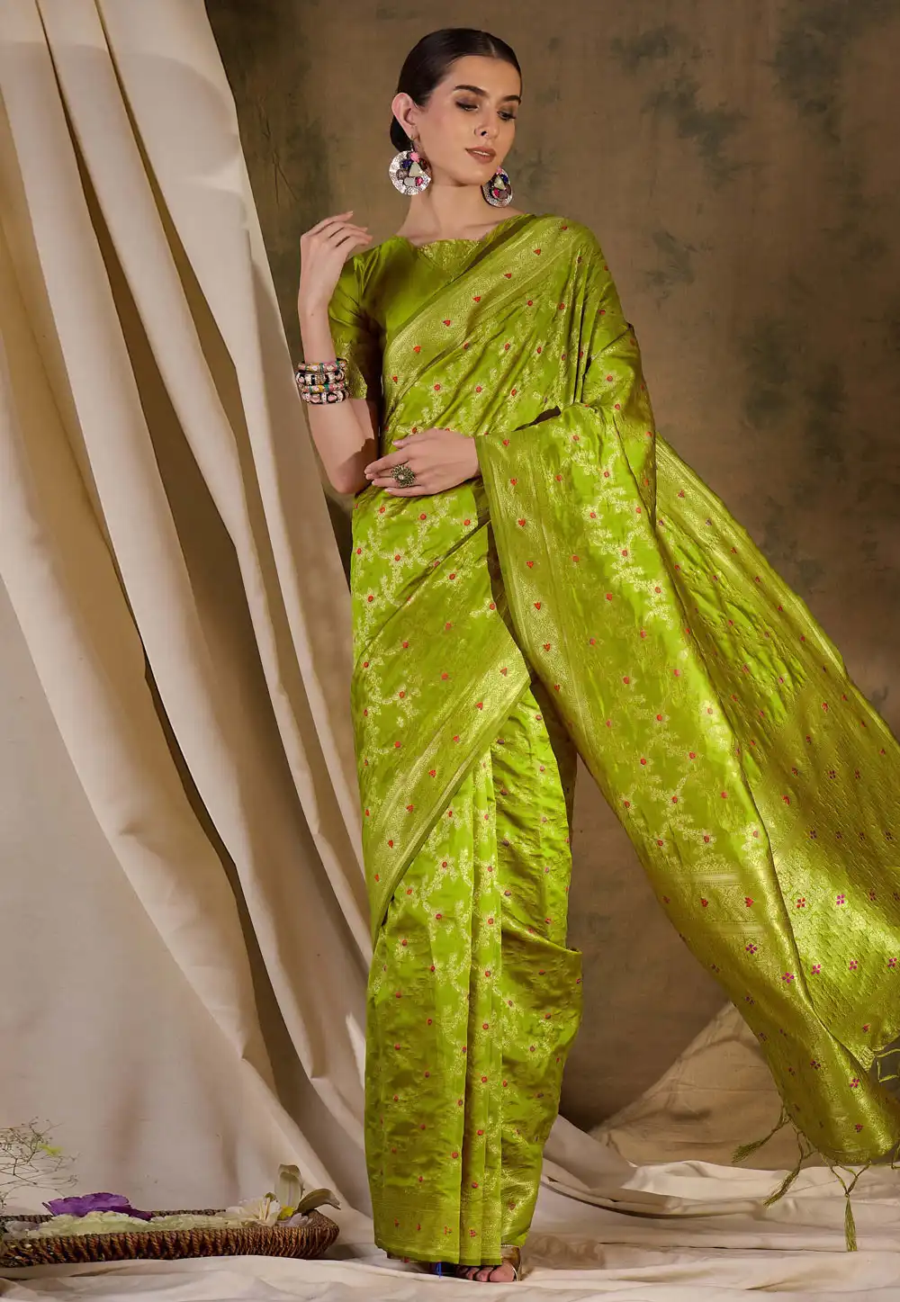 Light Green Banarasi Silk Saree With Blouse 289772