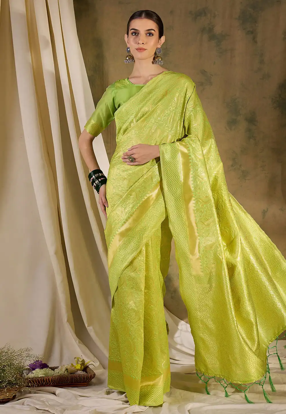 Light Green Banarasi Silk Saree With Blouse 289637