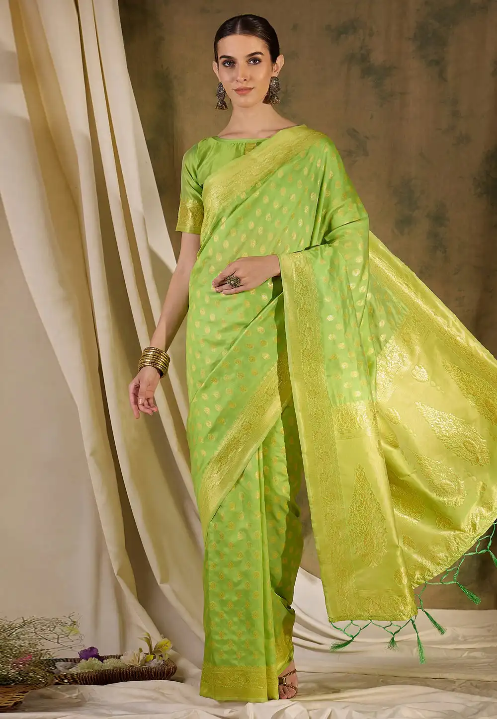 Light Green Banarasi Silk Saree With Blouse 289661