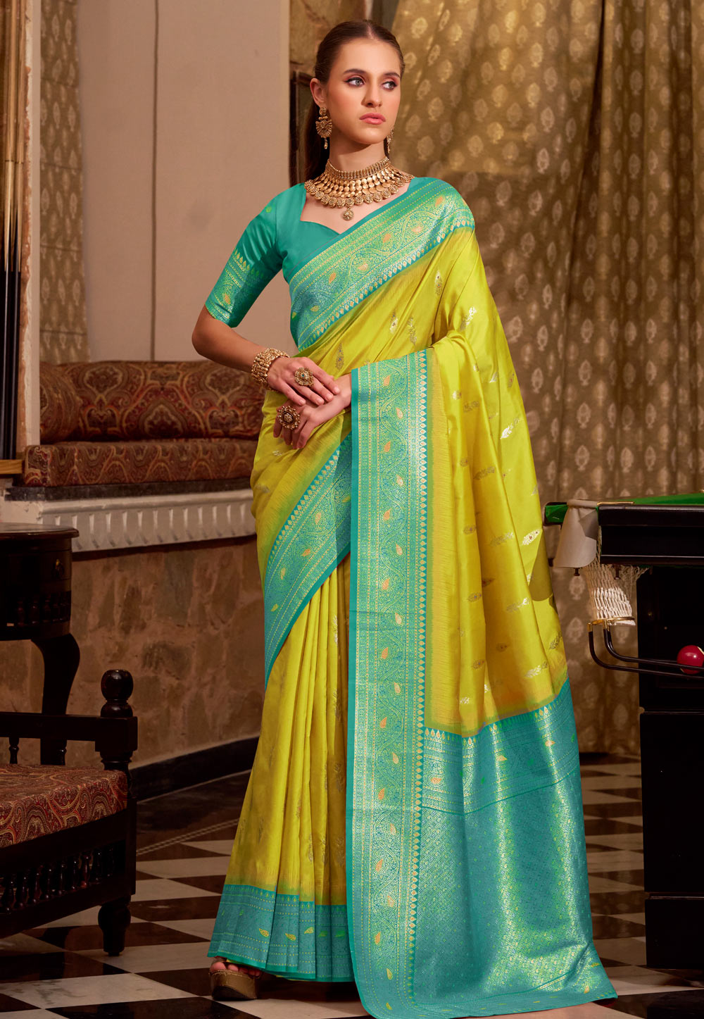 Light Green Silk Saree With Blouse 310000