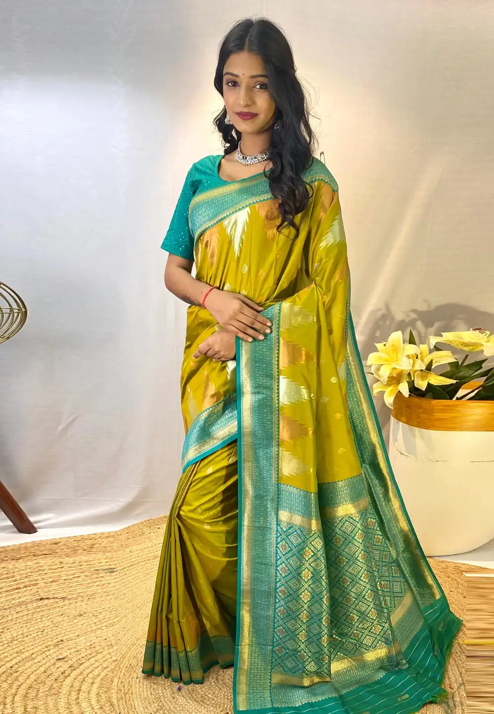 Light Green Silk Saree With Blouse 295048