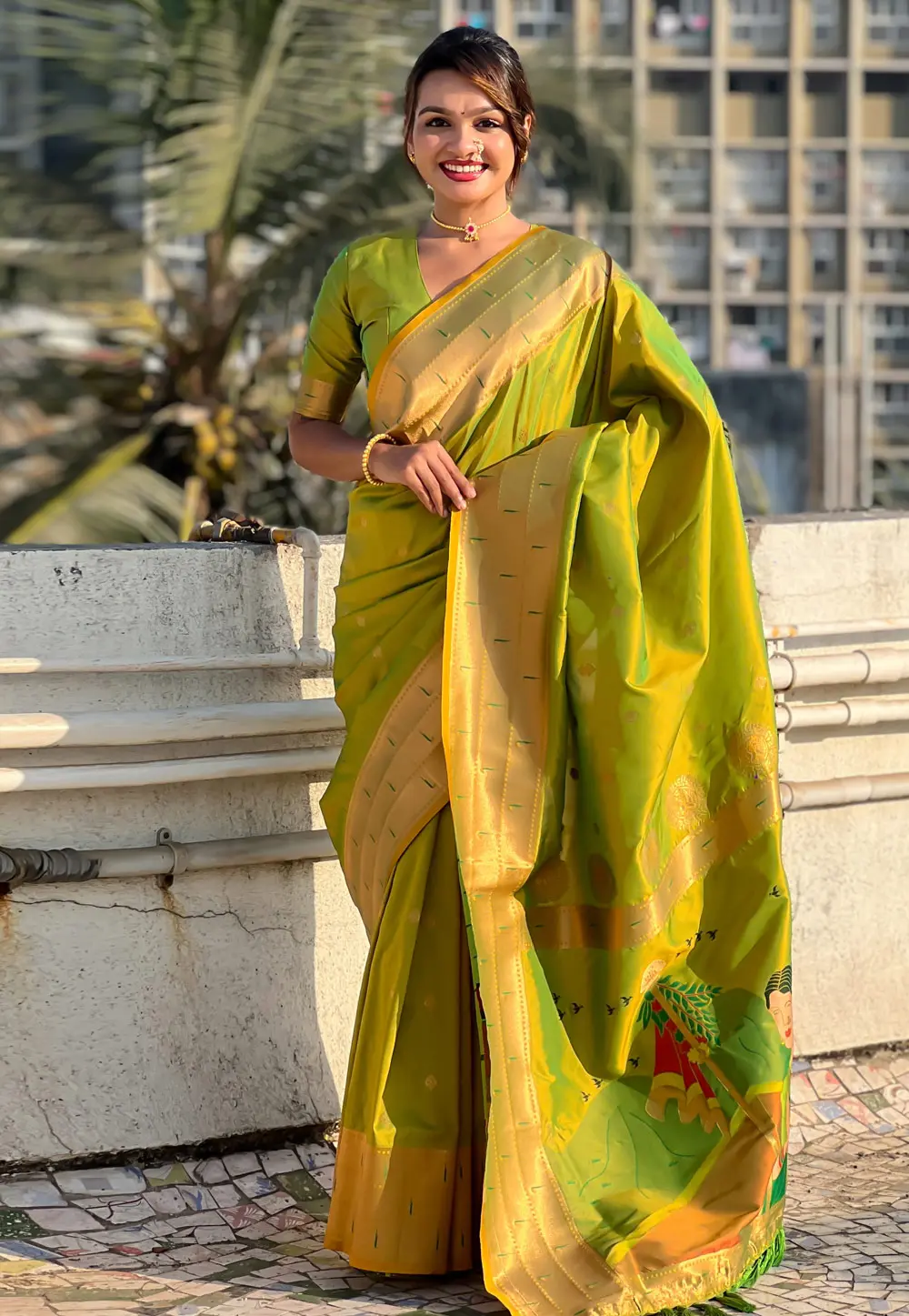 Light Green Silk Saree With Blouse 303933