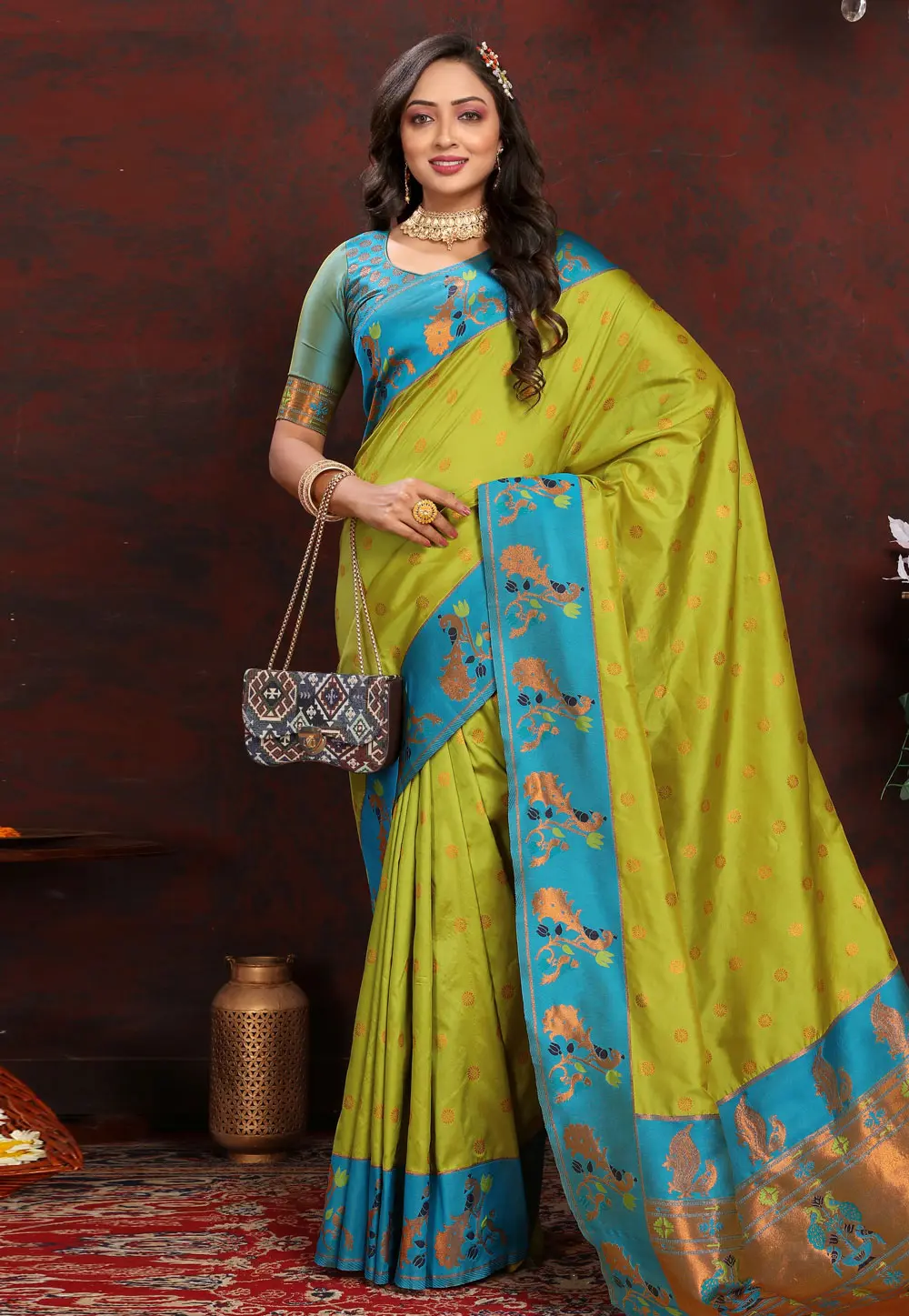 Light Green Silk Saree With Blouse 304388