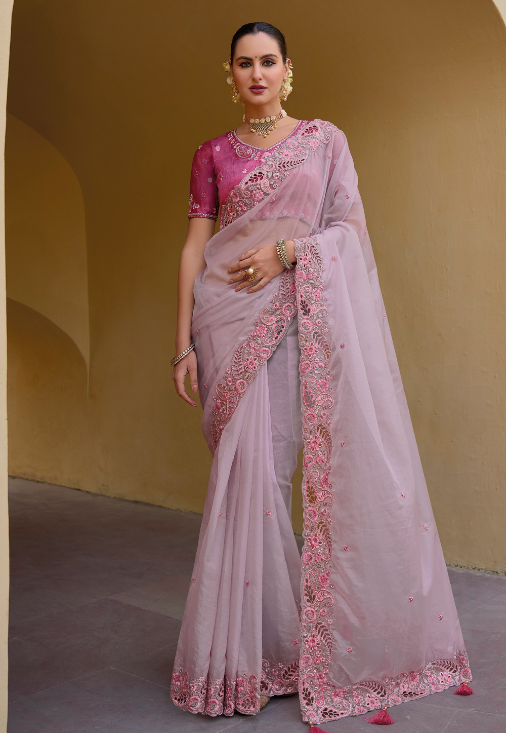 Light Pink Silk Saree With Blouse 285479