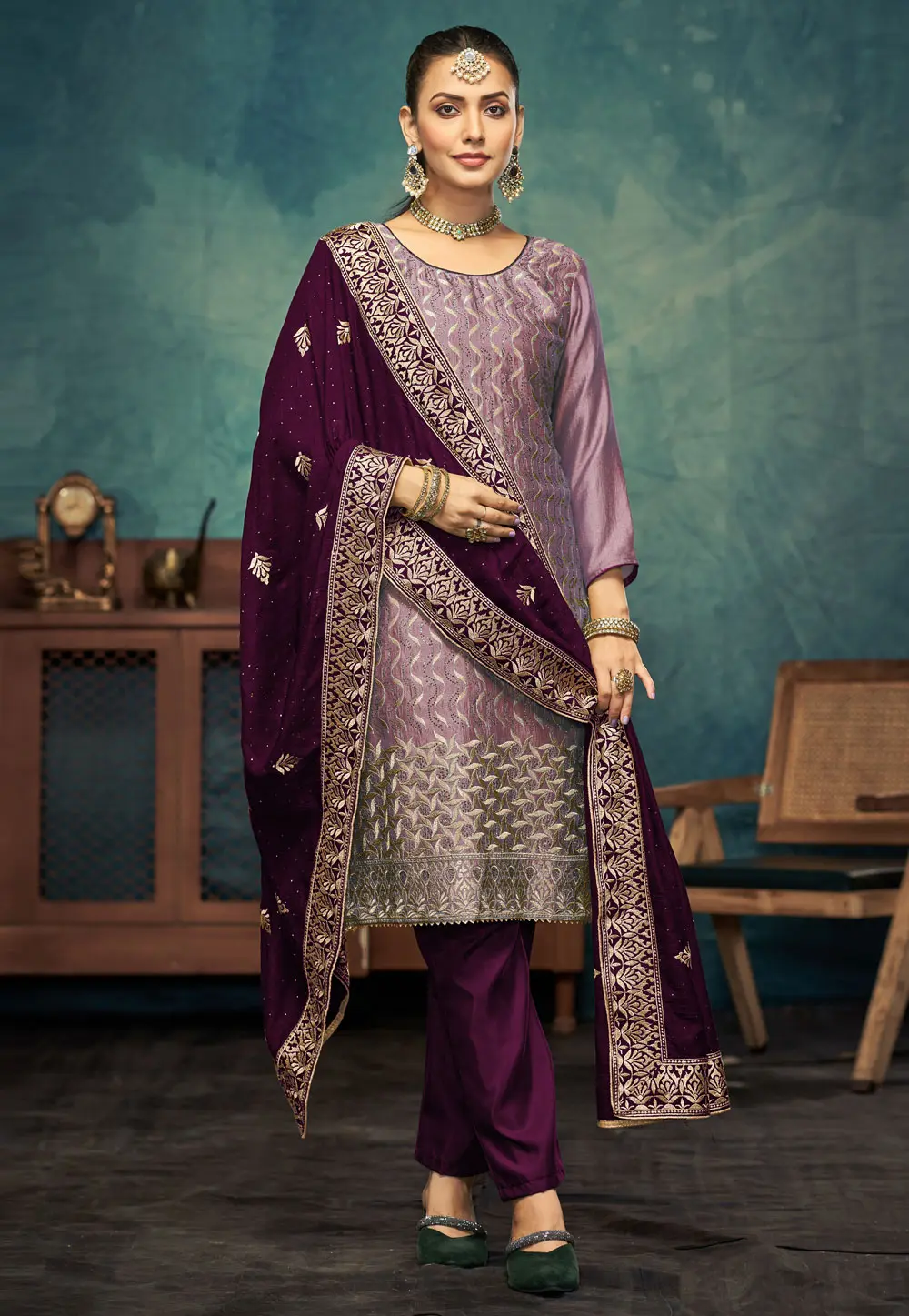 Light Purple Silk Pakistani Suit 300855