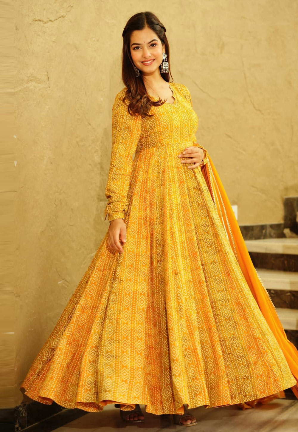 Yellow Georgette Printed Gown 275999