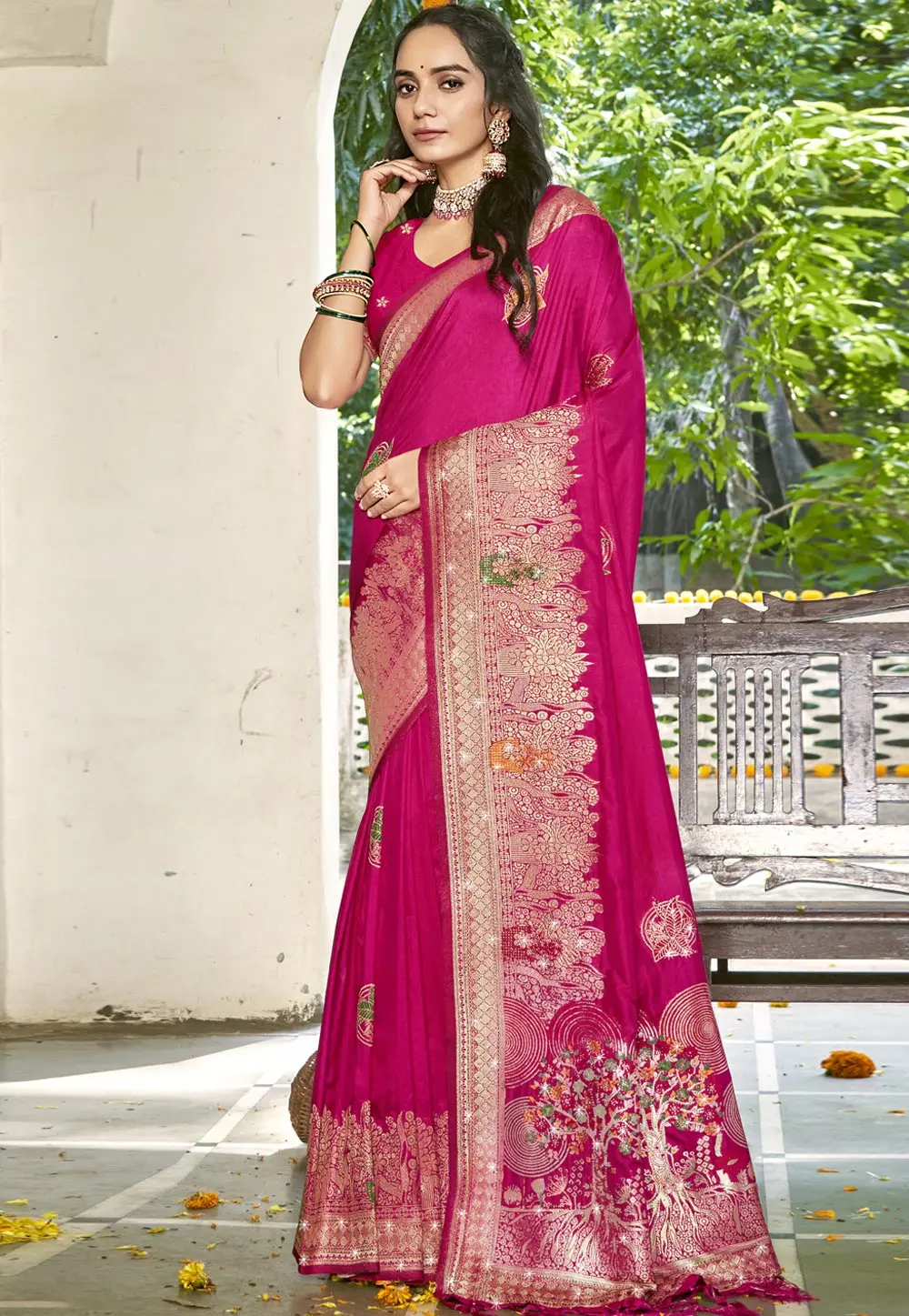 Magenta Art Silk Saree With Blouse 303019