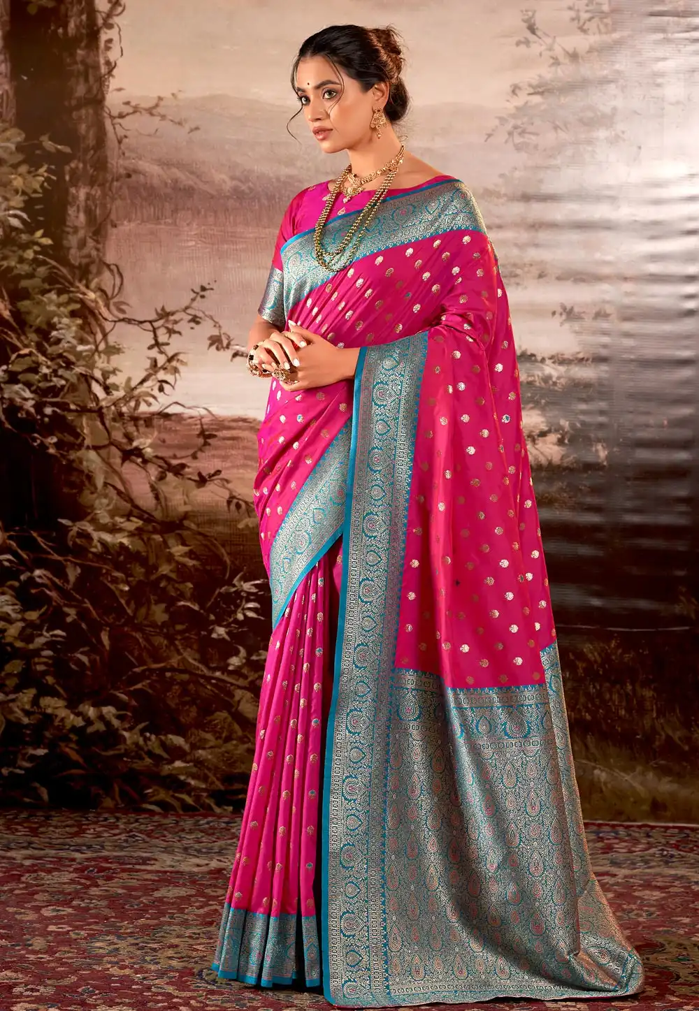 Magenta Banarasi Silk Saree 290374