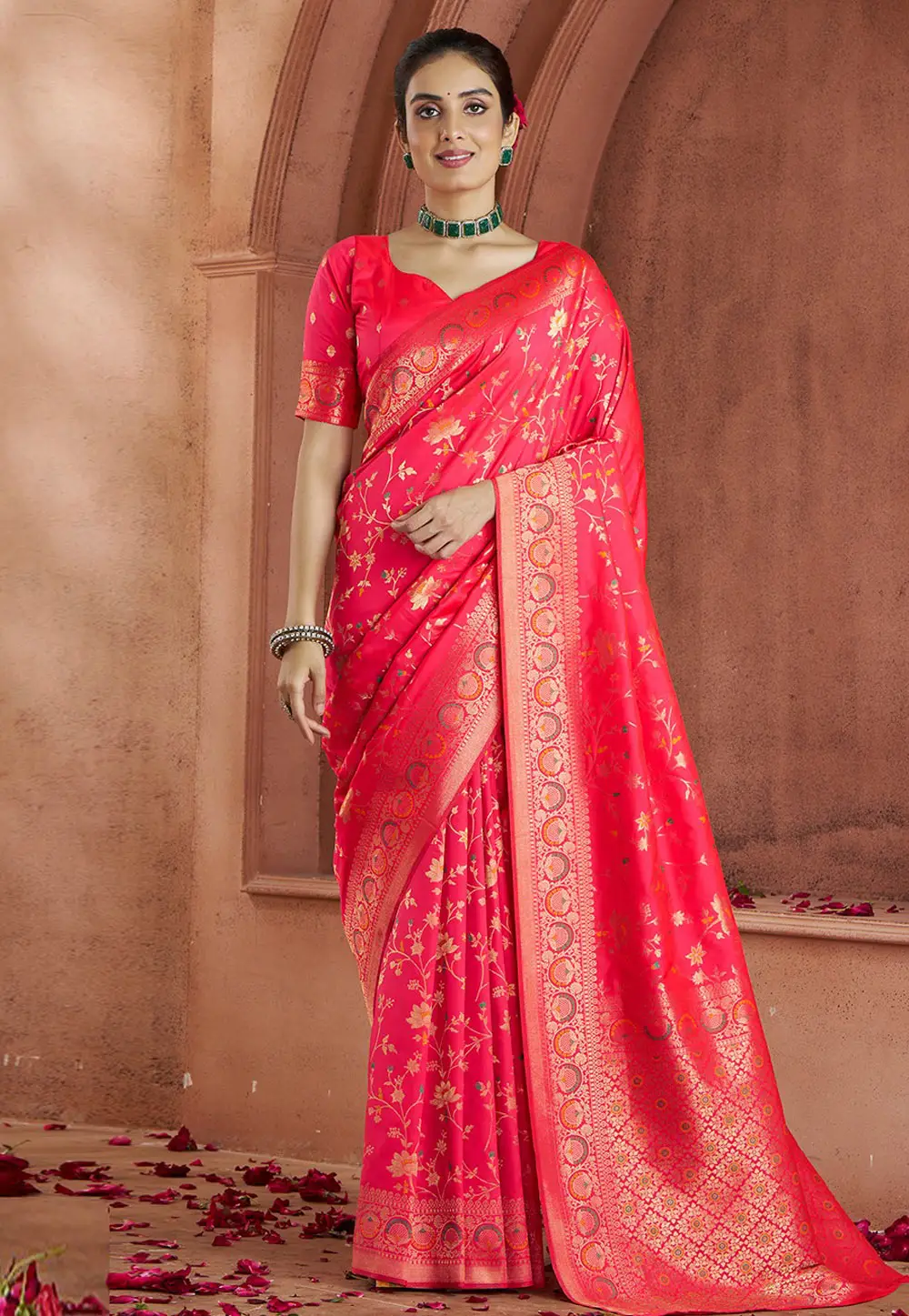 Magenta Banarasi Silk Saree 297061