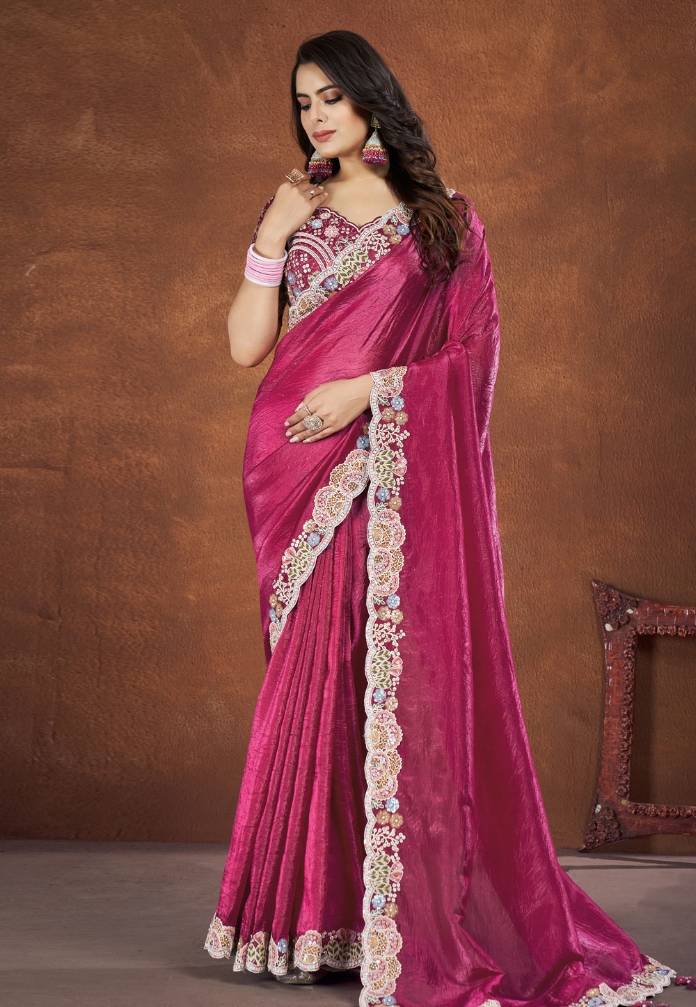 Magenta Banarasi Silk Saree With Blouse 285148