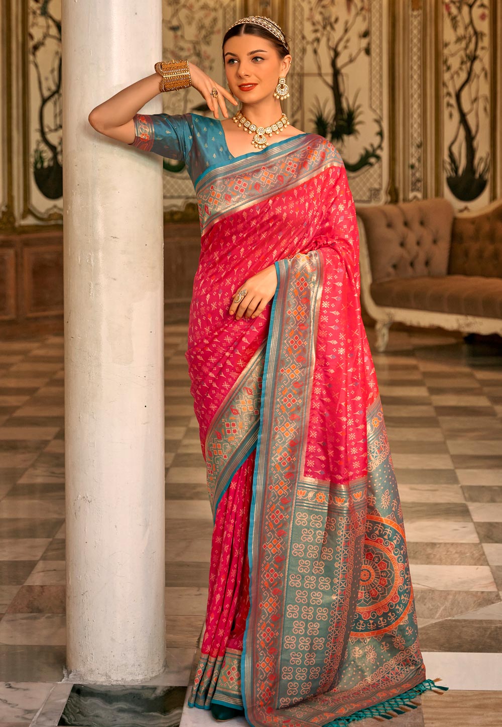 Magenta Banarasi Silk Saree With Blouse 286608