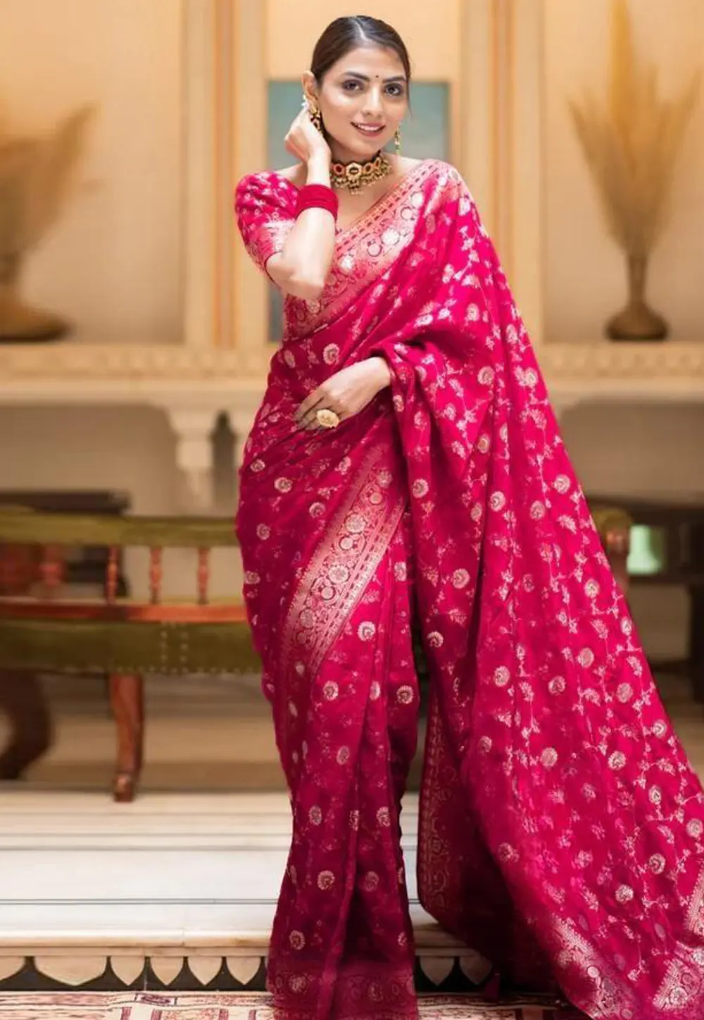 Magenta Banarasi Silk Saree With Blouse 298154