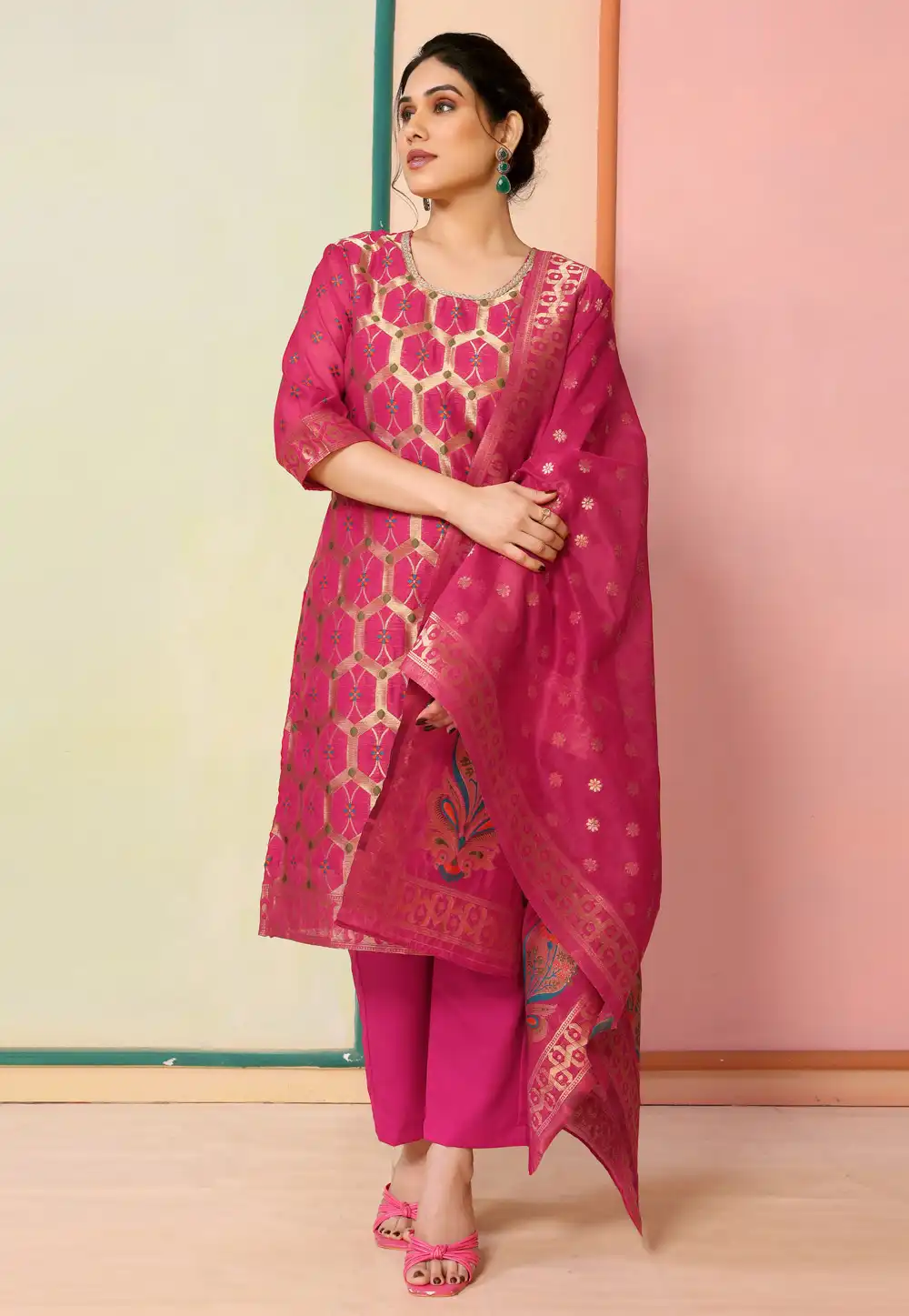 Magenta Chanderi Readymade Pakistani Suit 291620