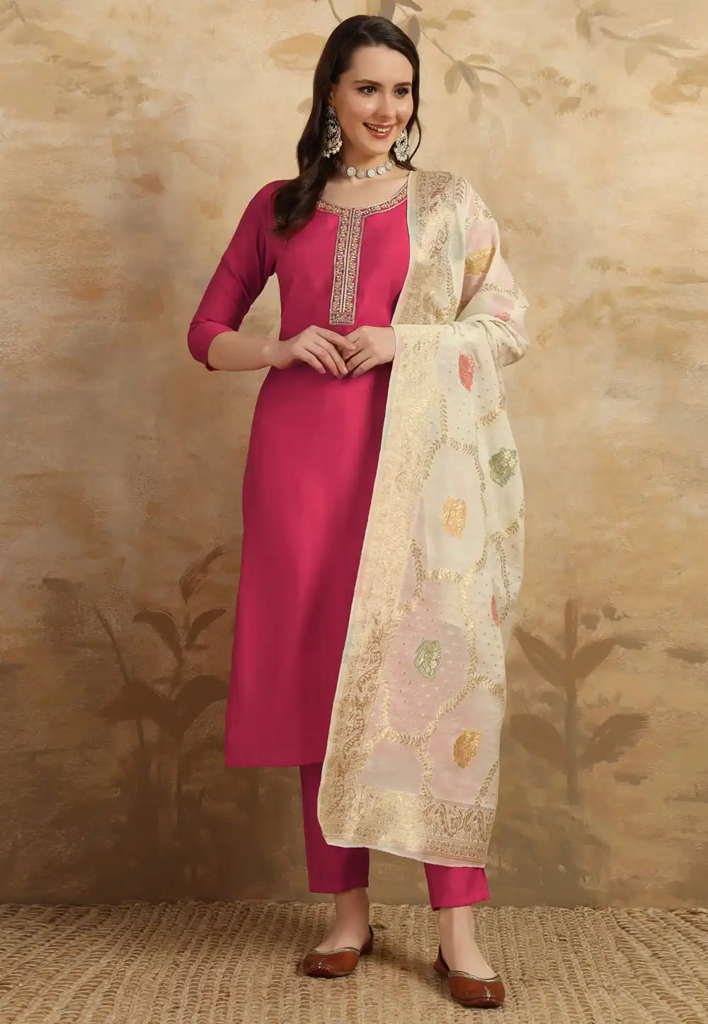 Magenta Chanderi Readymade Pakistani Suit 293849