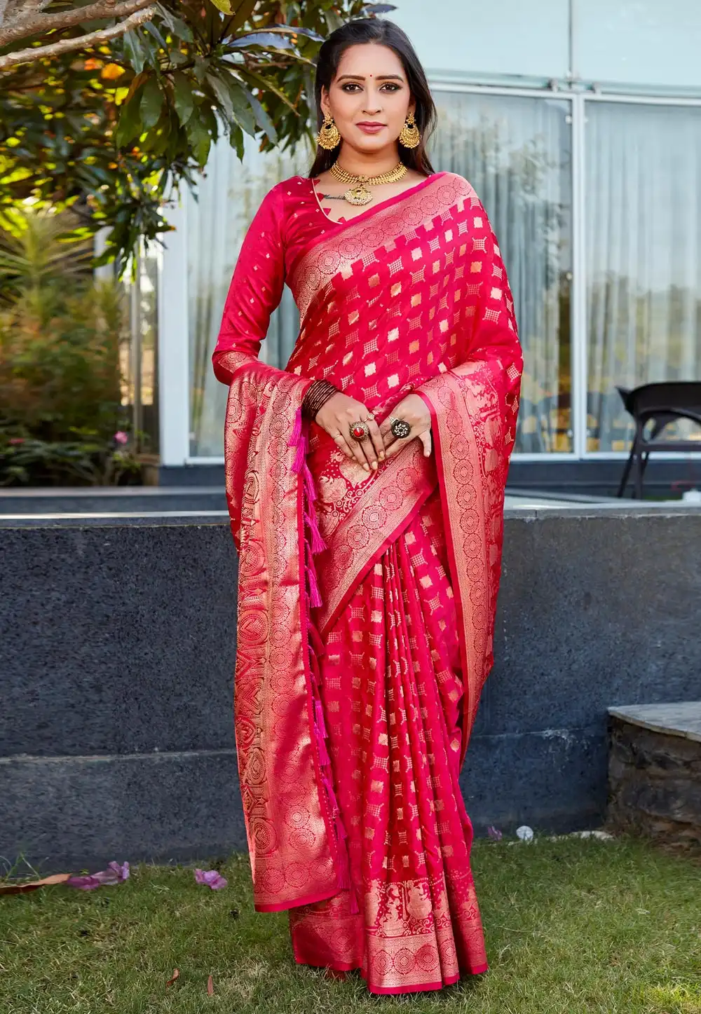 Magenta Satin Silk Saree With Blouse 290635