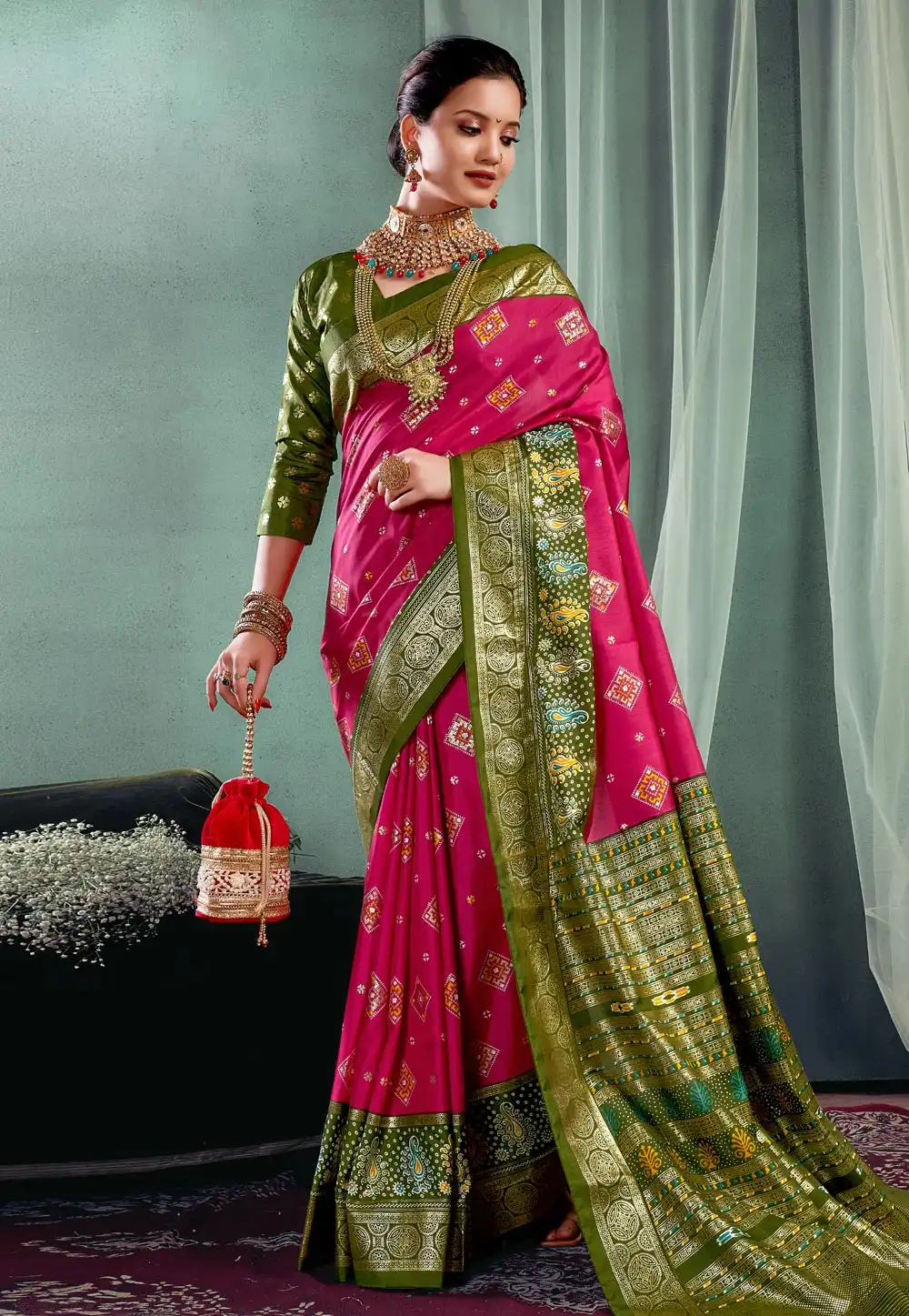Magenta Silk Saree With Blouse 288097