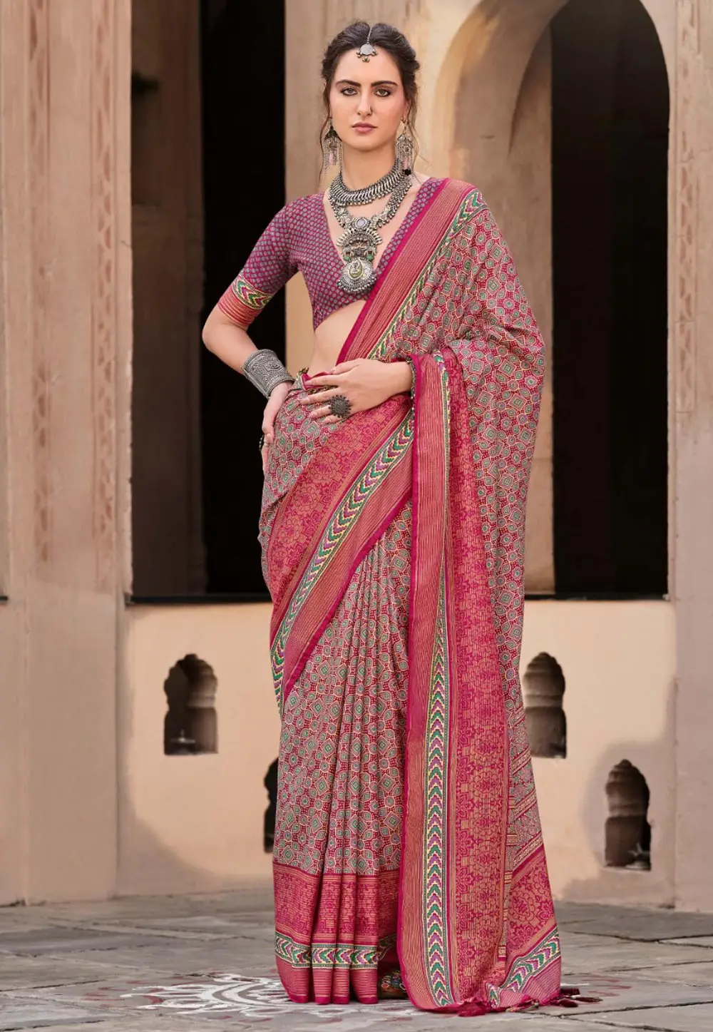 Magenta Silk Saree With Blouse 295849