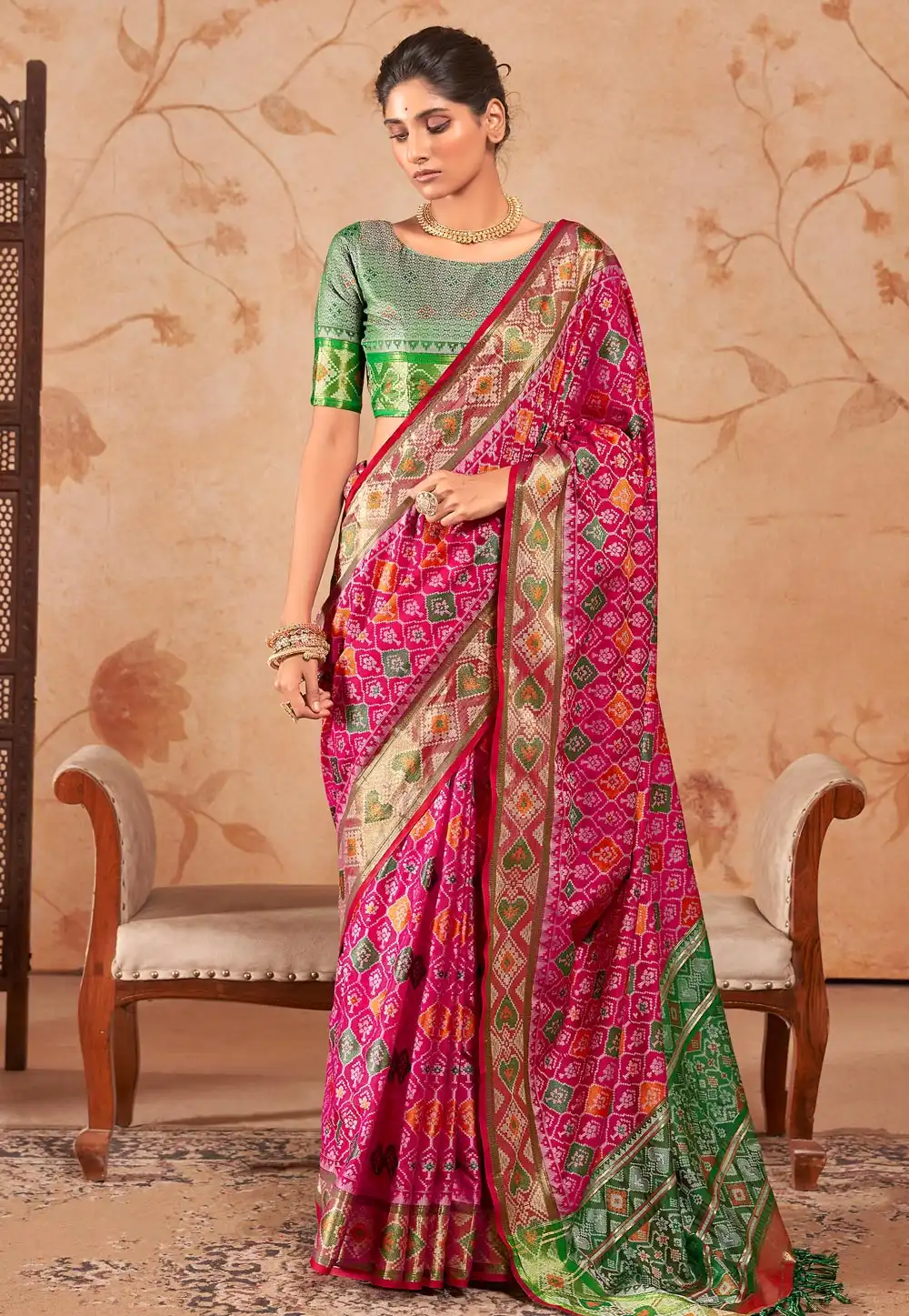 Magenta Silk Saree With Blouse 290250