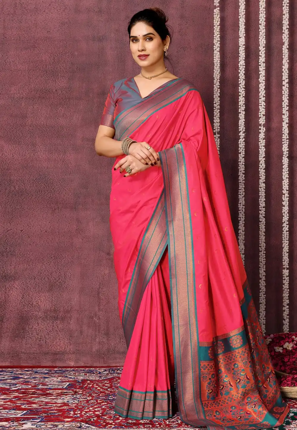 Magenta Silk Saree With Blouse 291035