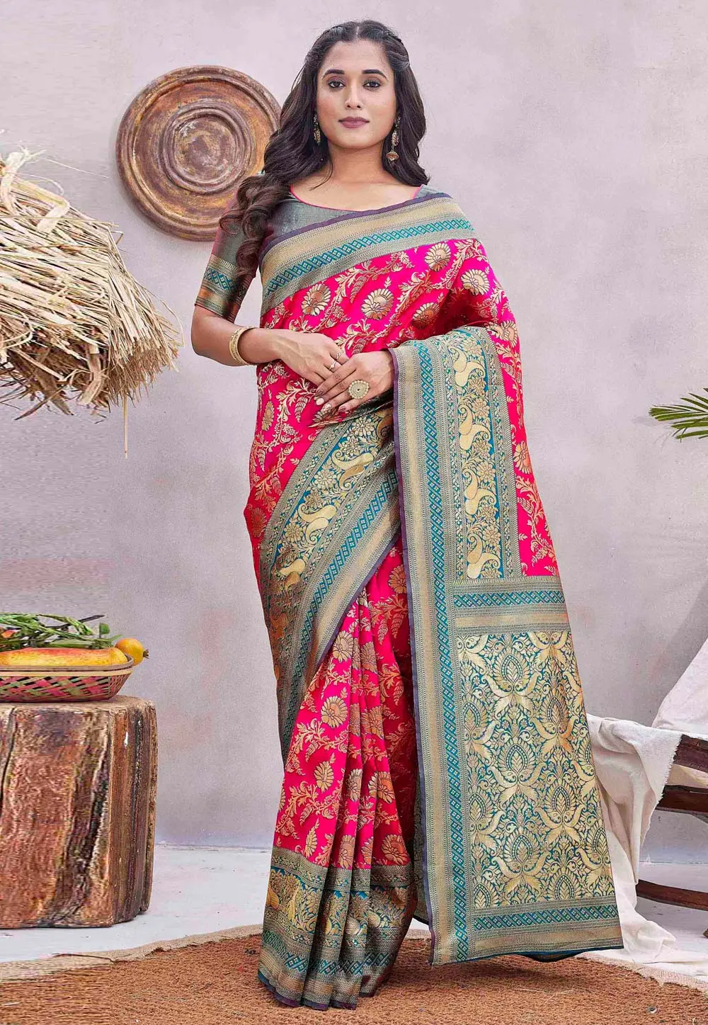 Magenta Silk Saree With Blouse 298830