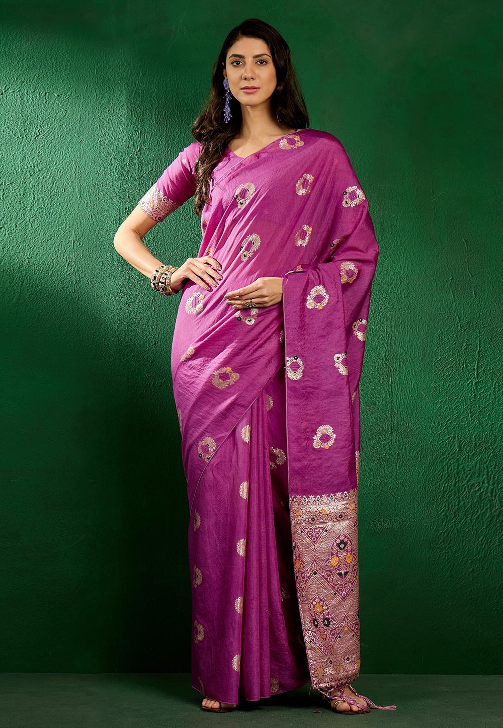 Magenta Silk Saree With Blouse 283532