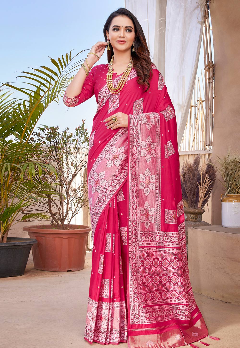 Magenta Silk Saree With Blouse 286010