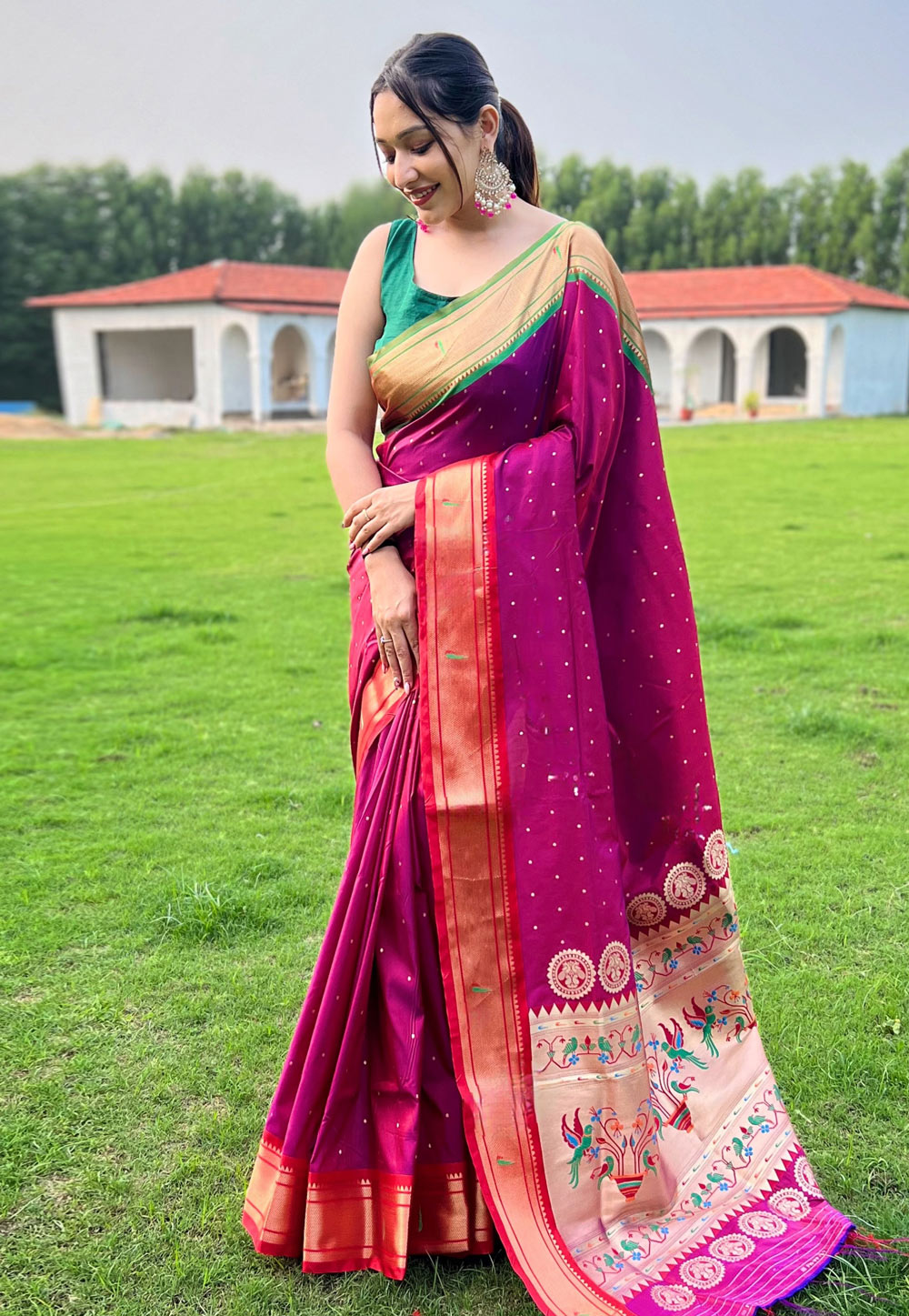 Magenta Silk Saree With Blouse 287344