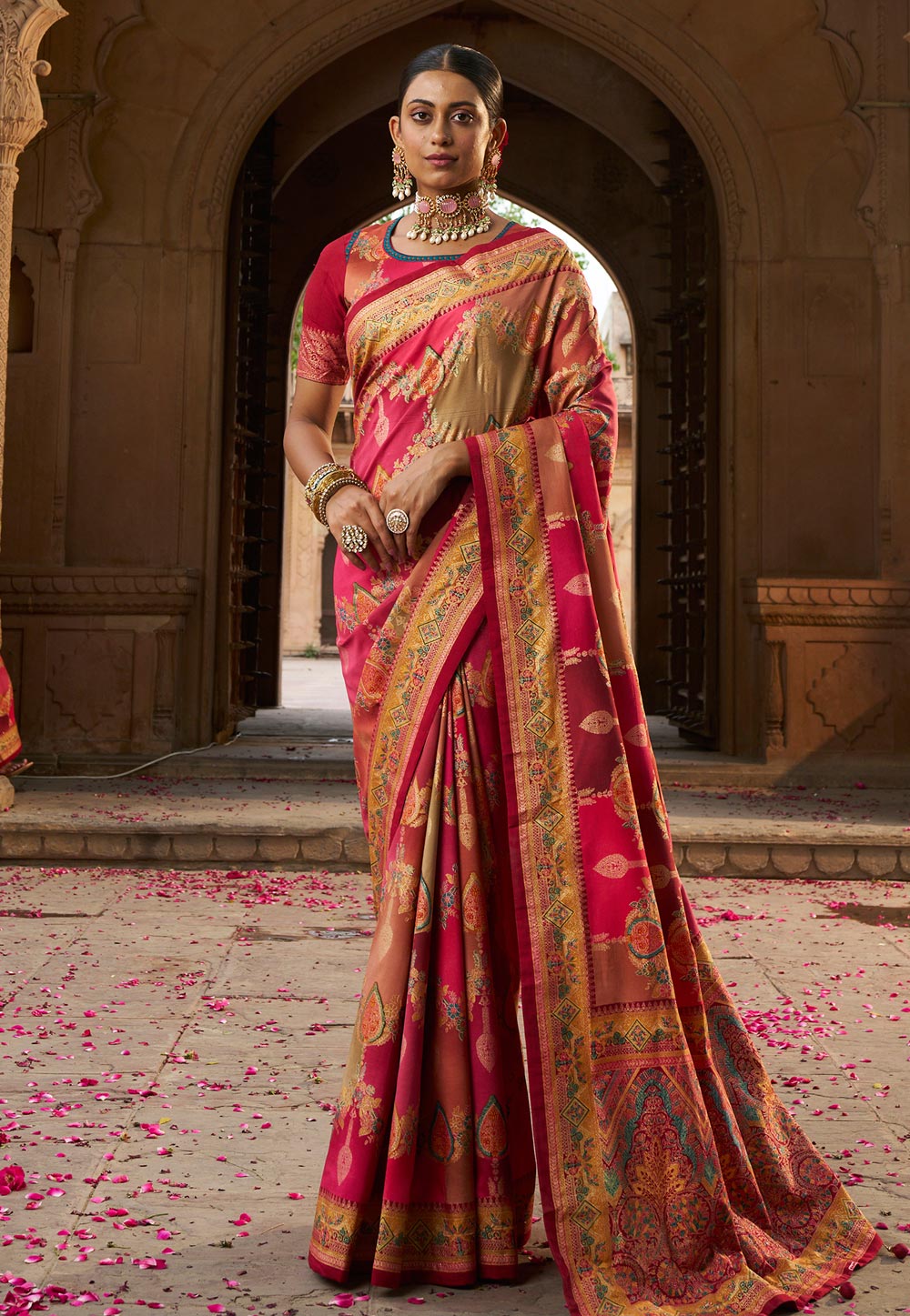 Magenta Tussar Silk Saree With Blouse 287189