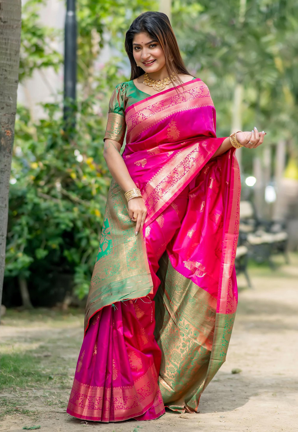 Magenta Tussar Silk Saree With Blouse 285387