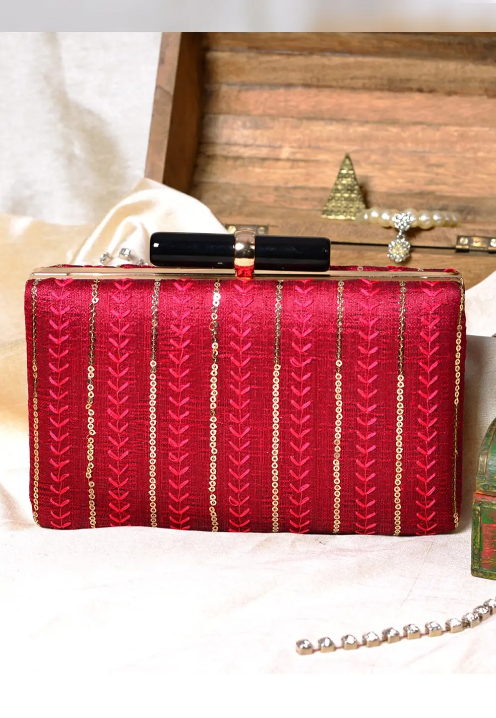 Maroon Art Silk Clutch 300964