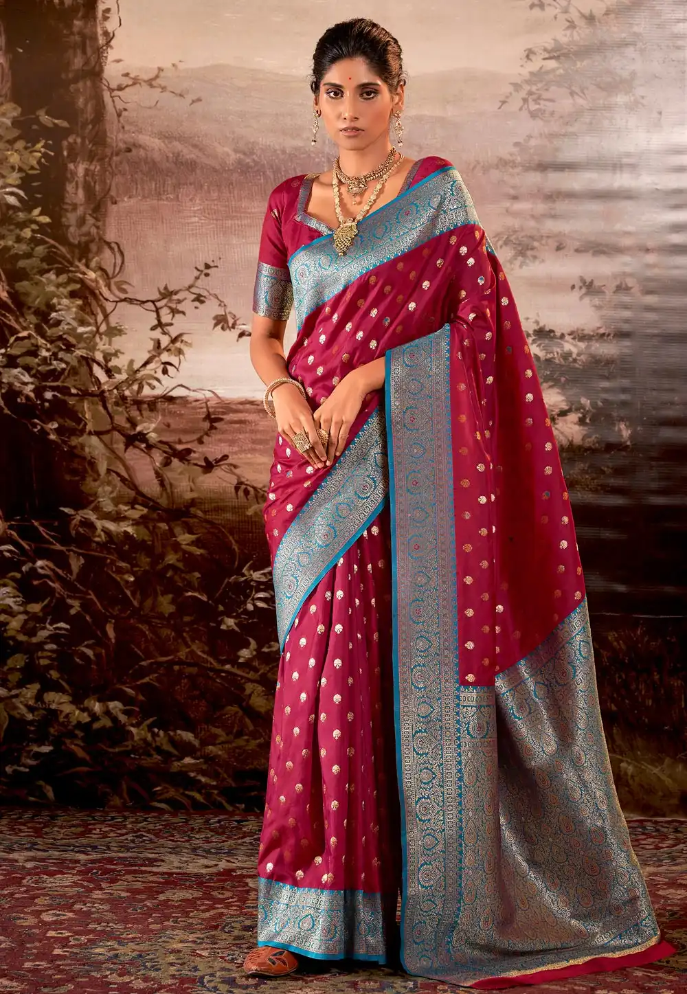 Maroon Banarasi Silk Saree With Blouse 290377